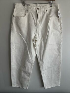 NWT GAP Barrel White High-Rise Jeans Size 31 / 12sc